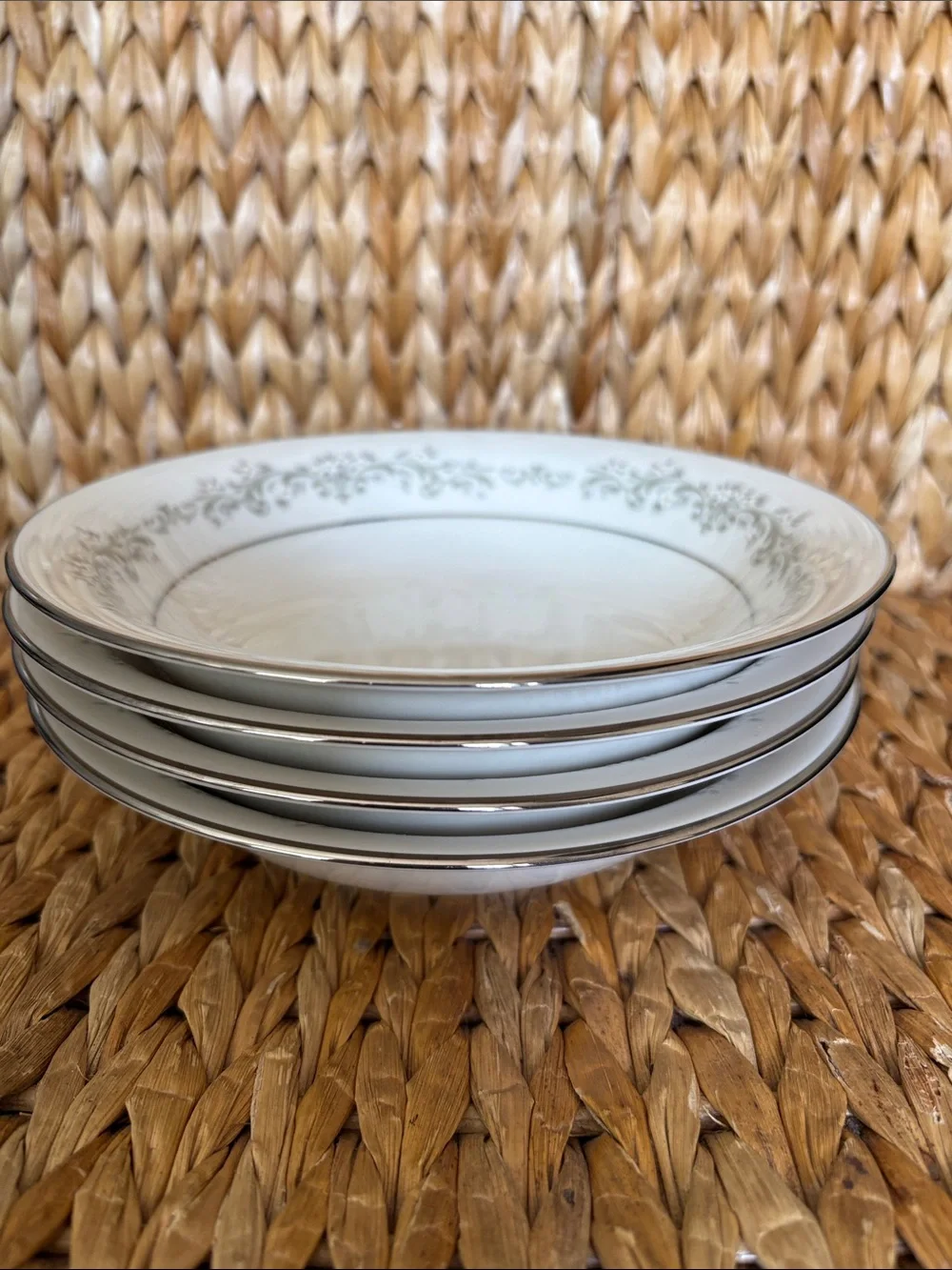 NORITAKE ‘Parkridge’ Coupe Soup Bowl 7 1/2” (7561) Discontinued Japan